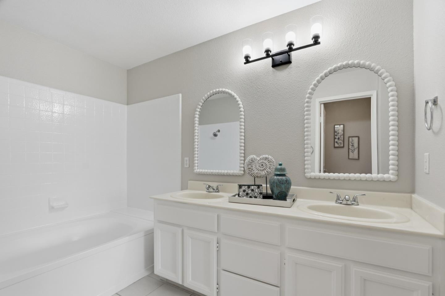 Detail Gallery Image 31 of 43 For 1237 Altissimo Pl, San Jose,  CA 95131 - 3 Beds | 3 Baths