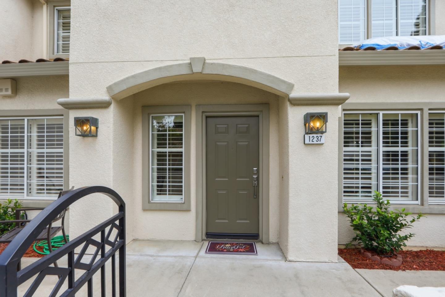 Detail Gallery Image 6 of 43 For 1237 Altissimo Pl, San Jose,  CA 95131 - 3 Beds | 3 Baths