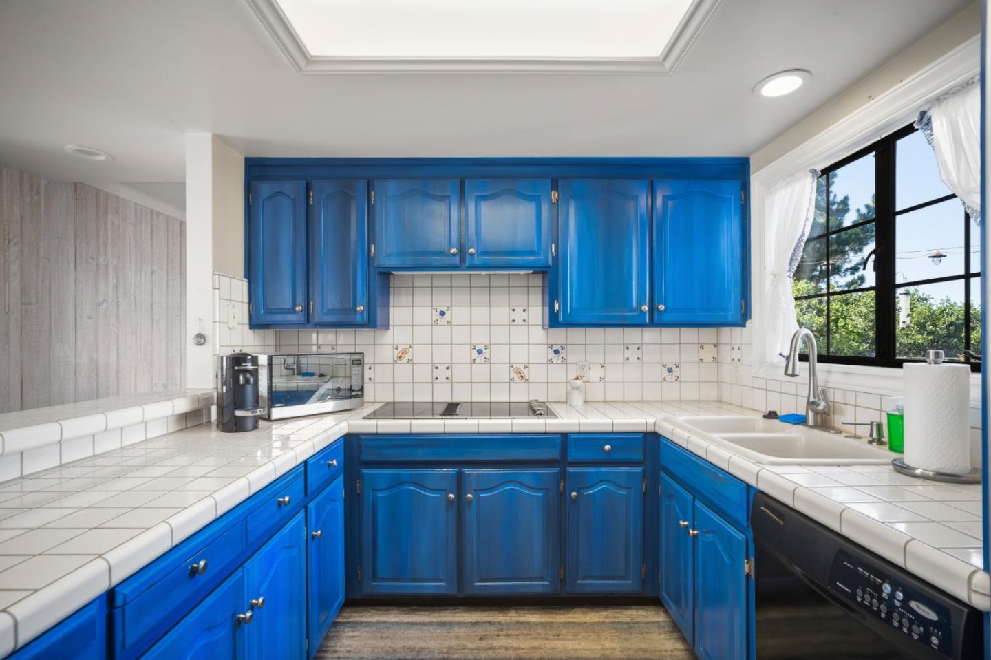 Detail Gallery Image 23 of 43 For 23800 Fairfield Pl, Carmel,  CA 93923 - 4 Beds | 2/1 Baths