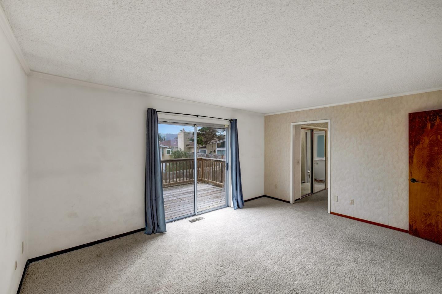 Detail Gallery Image 19 of 51 For 146 Seafoam Ave, Monterey,  CA 93940 - 4 Beds | 2 Baths