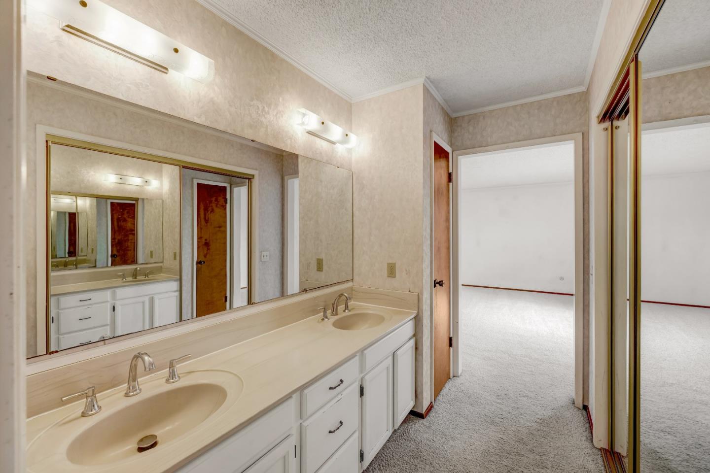 Detail Gallery Image 21 of 51 For 146 Seafoam Ave, Monterey,  CA 93940 - 4 Beds | 2 Baths