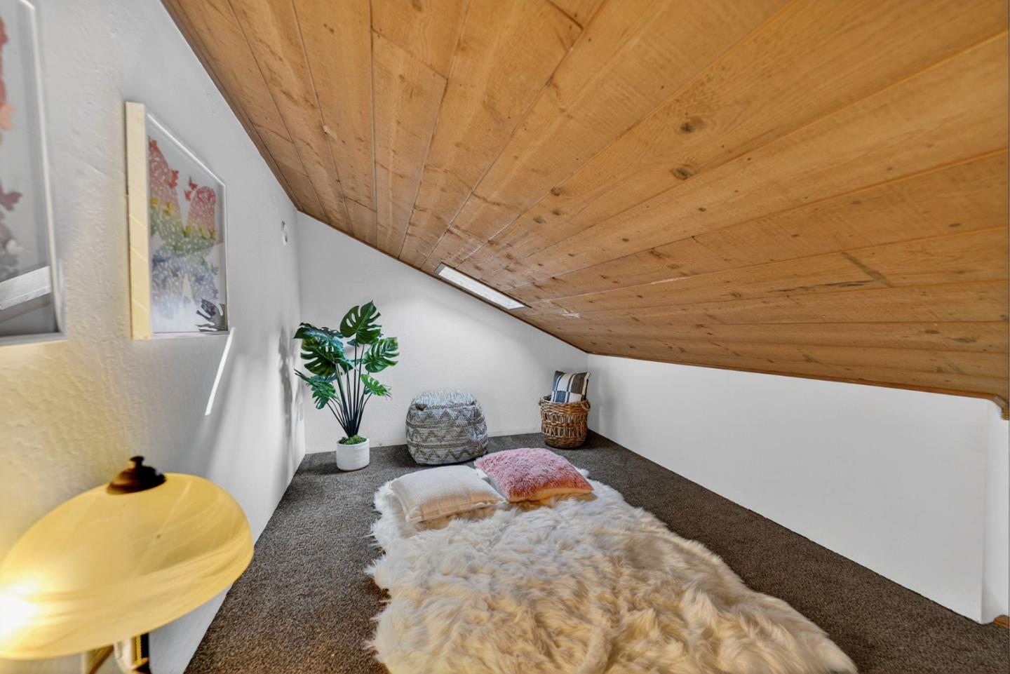 Detail Gallery Image 28 of 85 For 15098 Elm Park Park, Monte Sereno,  CA 95030 - 4 Beds | 2/1 Baths