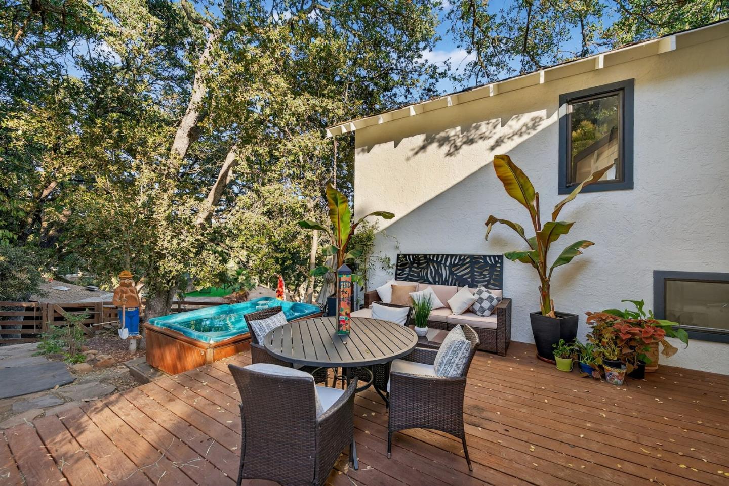 Detail Gallery Image 55 of 85 For 15098 Elm Park Park, Monte Sereno,  CA 95030 - 4 Beds | 2/1 Baths