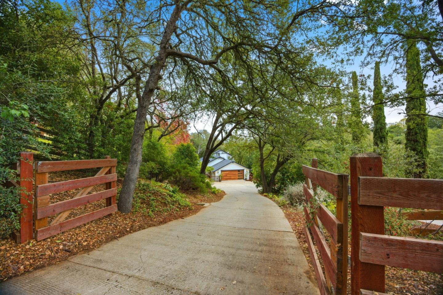 Detail Gallery Image 82 of 85 For 15098 Elm Park Park, Monte Sereno,  CA 95030 - 4 Beds | 2/1 Baths