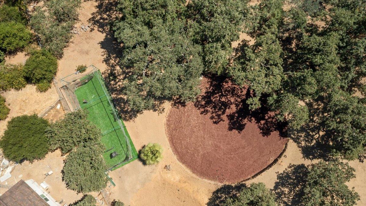 Detail Gallery Image 84 of 85 For 15098 Elm Park Park, Monte Sereno,  CA 95030 - 4 Beds | 2/1 Baths