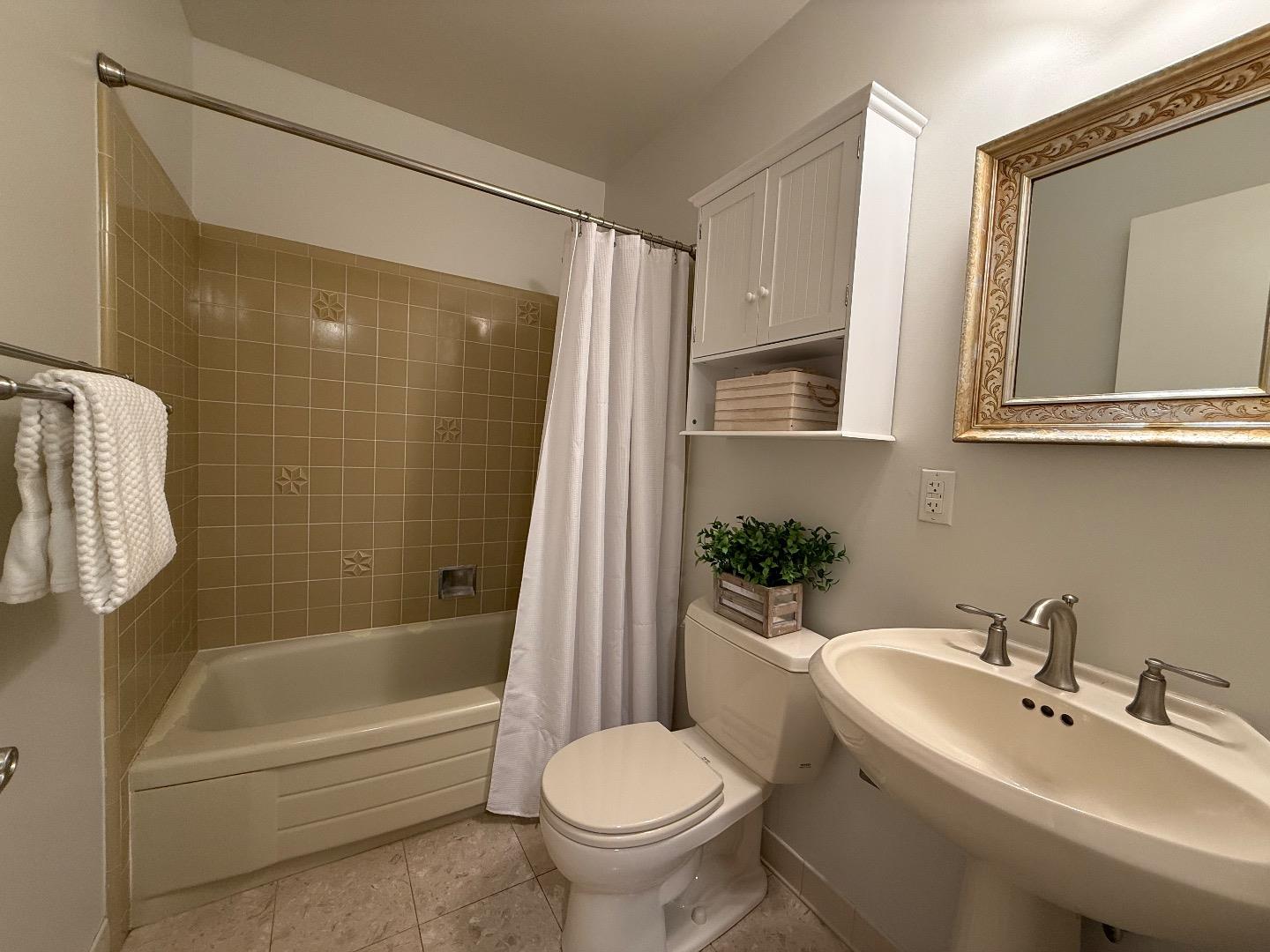 Detail Gallery Image 26 of 34 For 1288 Rio Hondo Dr, San Jose,  CA 95120 - 4 Beds | 3 Baths