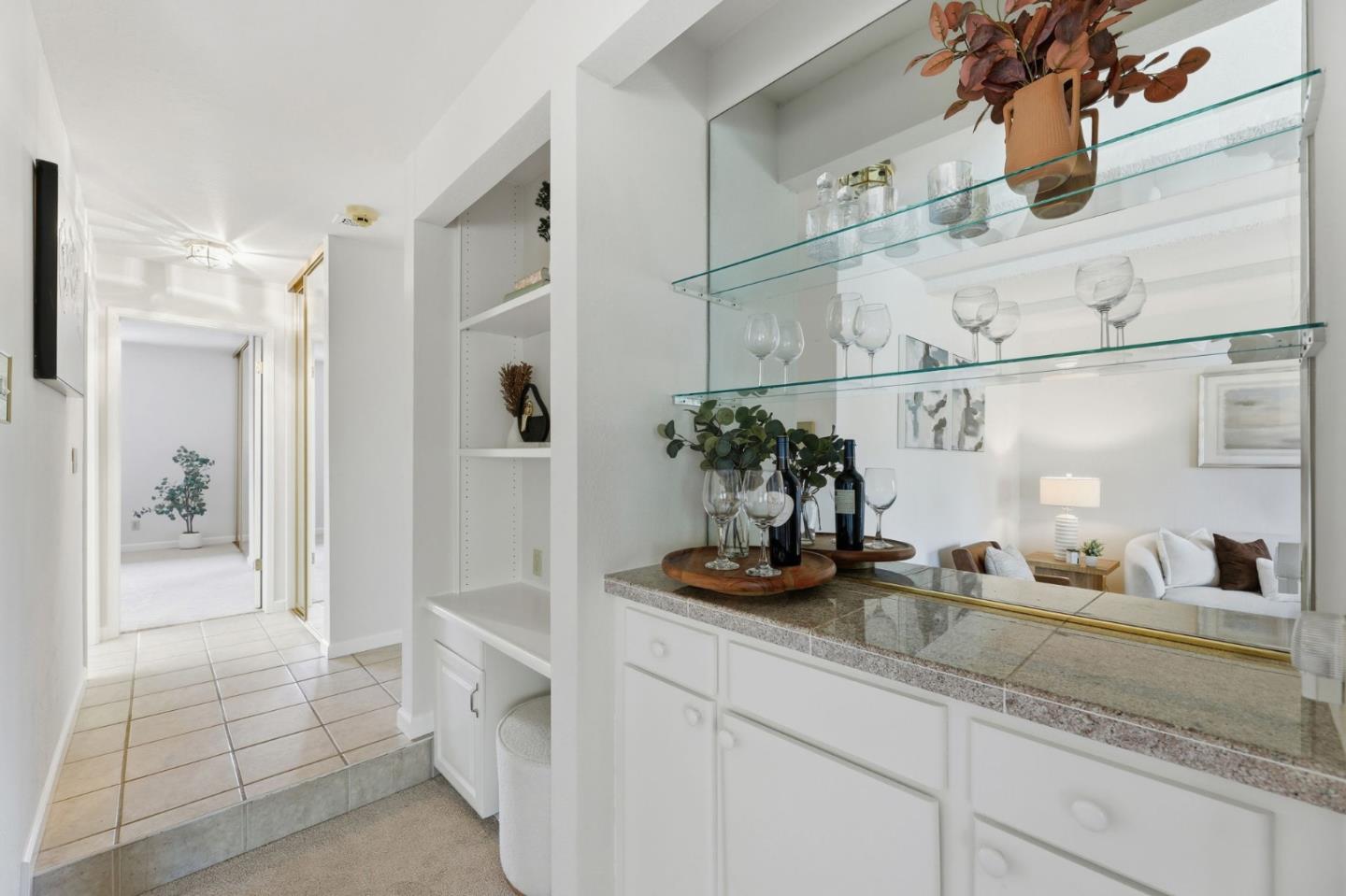 Detail Gallery Image 5 of 24 For 100 E Middlefield Rd 6g,  Mountain View,  CA 94043 - 2 Beds | 2 Baths