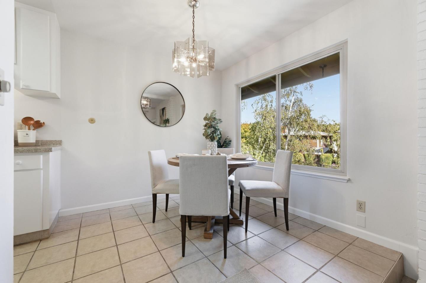 Detail Gallery Image 7 of 24 For 100 E Middlefield Rd 6g,  Mountain View,  CA 94043 - 2 Beds | 2 Baths