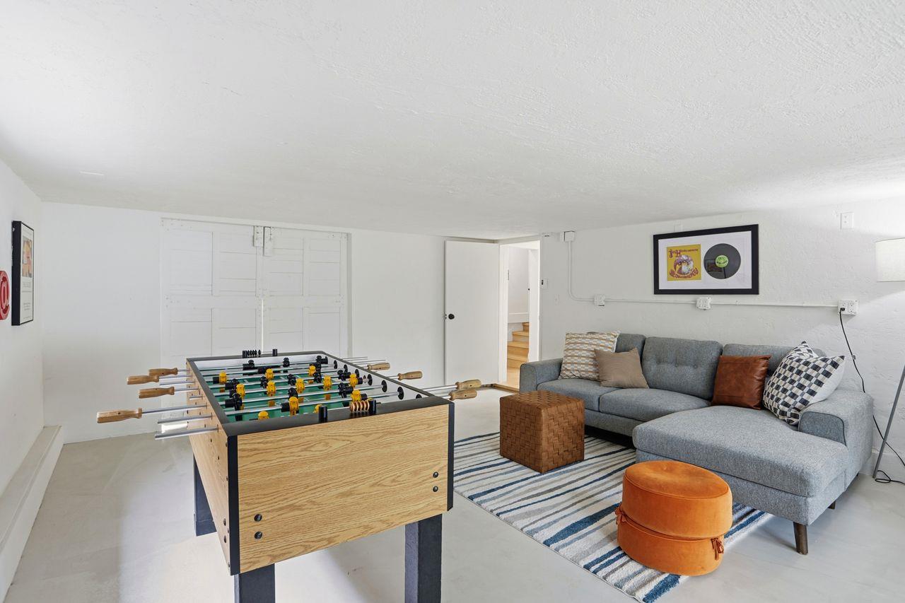 Detail Gallery Image 15 of 81 For 1183 Yosemite Ave, San Jose,  CA 95126 - 4 Beds | 3 Baths