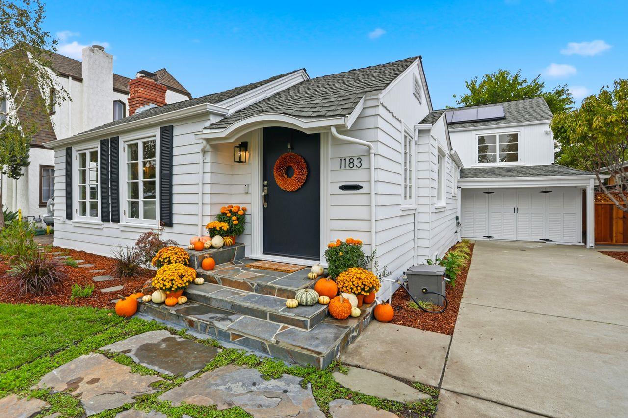 Detail Gallery Image 2 of 81 For 1183 Yosemite Ave, San Jose,  CA 95126 - 4 Beds | 3 Baths