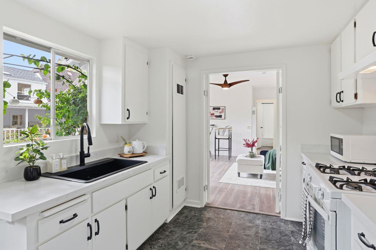 Detail Gallery Image 22 of 81 For 1183 Yosemite Ave, San Jose,  CA 95126 - 4 Beds | 3 Baths