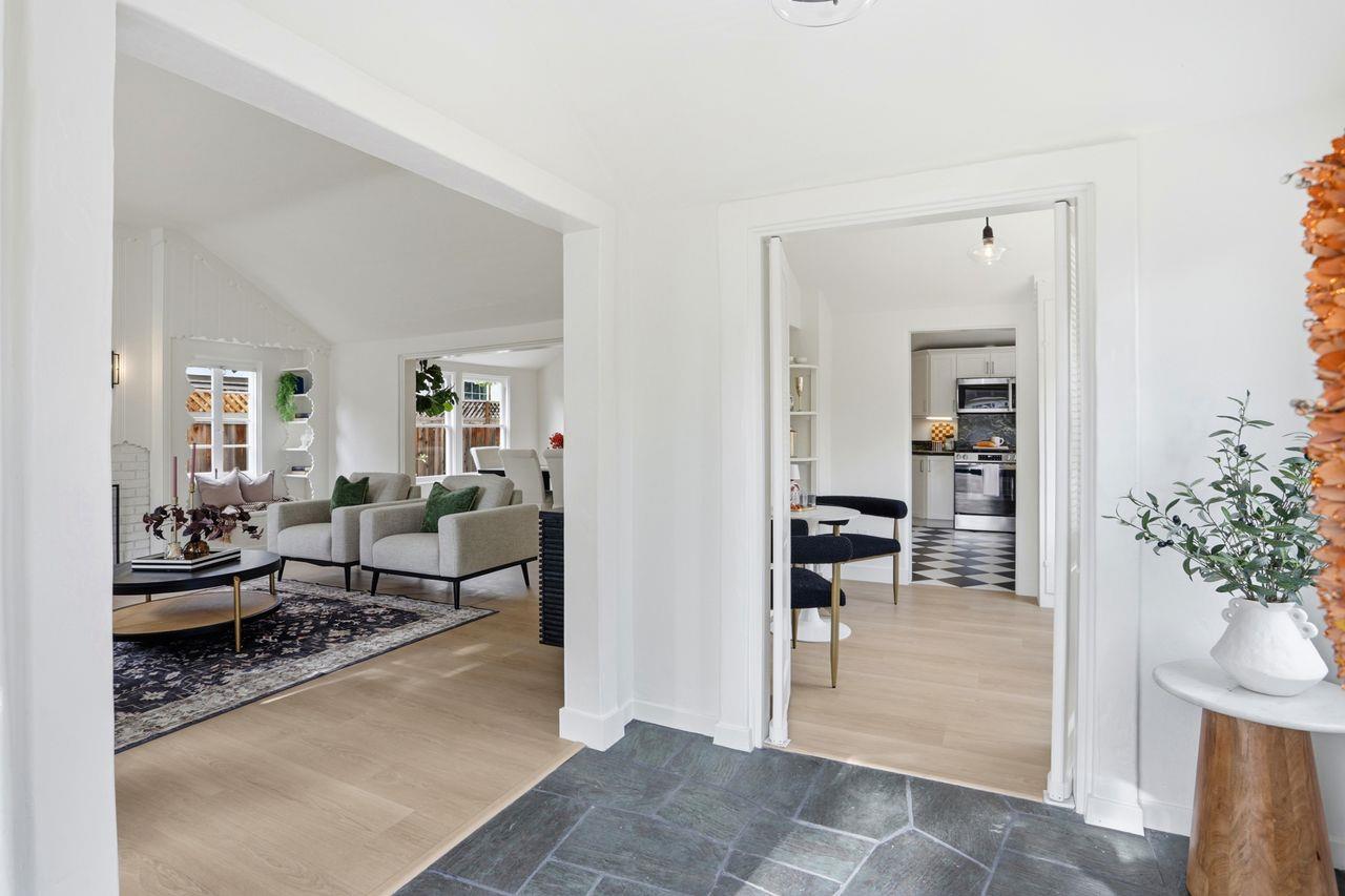 Detail Gallery Image 3 of 81 For 1183 Yosemite Ave, San Jose,  CA 95126 - 4 Beds | 3 Baths