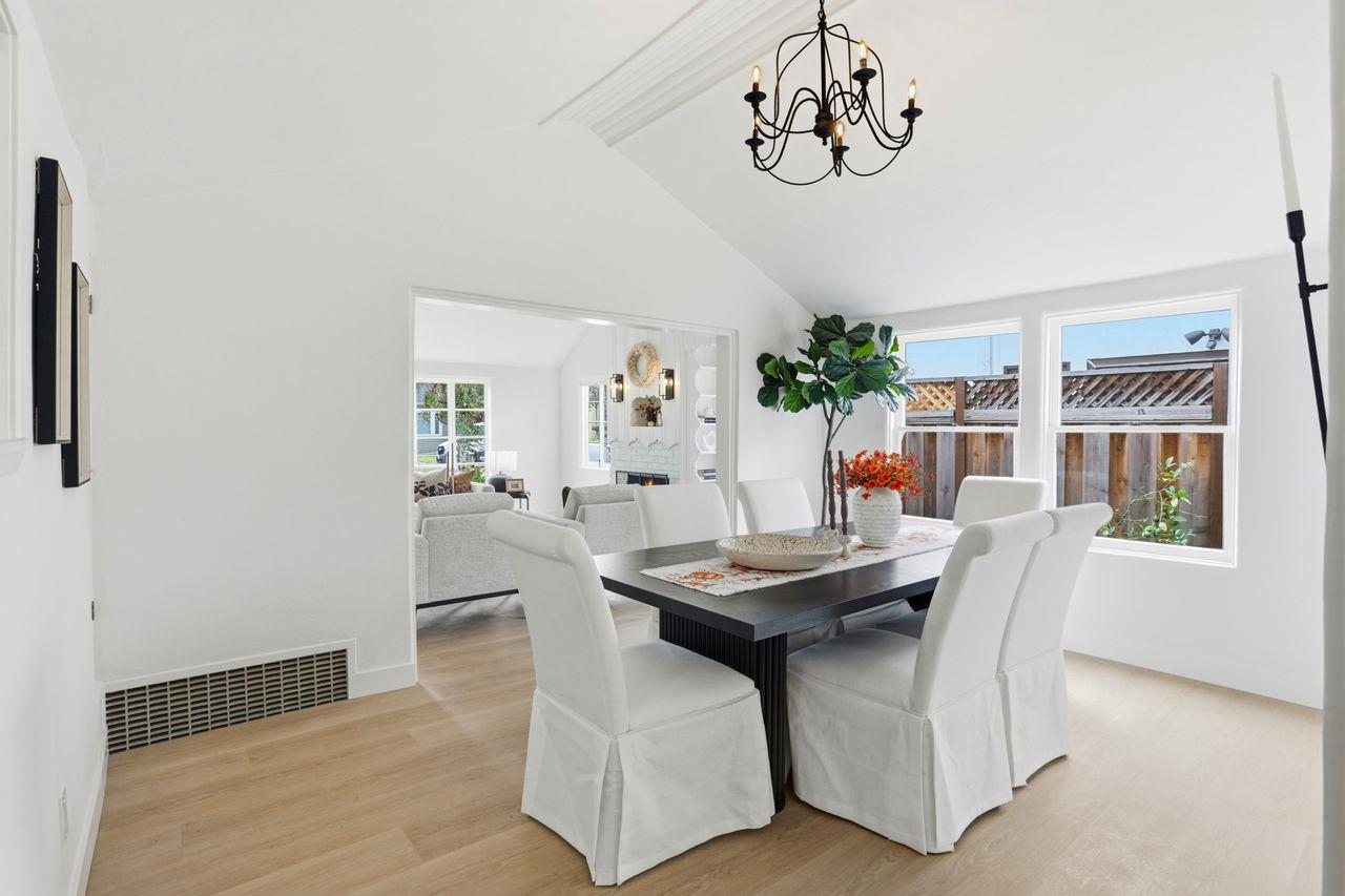 Detail Gallery Image 7 of 81 For 1183 Yosemite Ave, San Jose,  CA 95126 - 4 Beds | 3 Baths