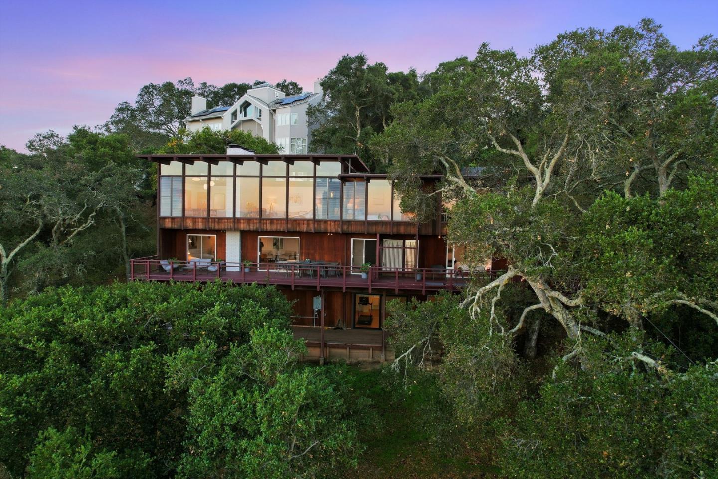 Detail Gallery Image 30 of 42 For 410 Conil Way, Portola Valley,  CA 94028 - 5 Beds | 3/1 Baths