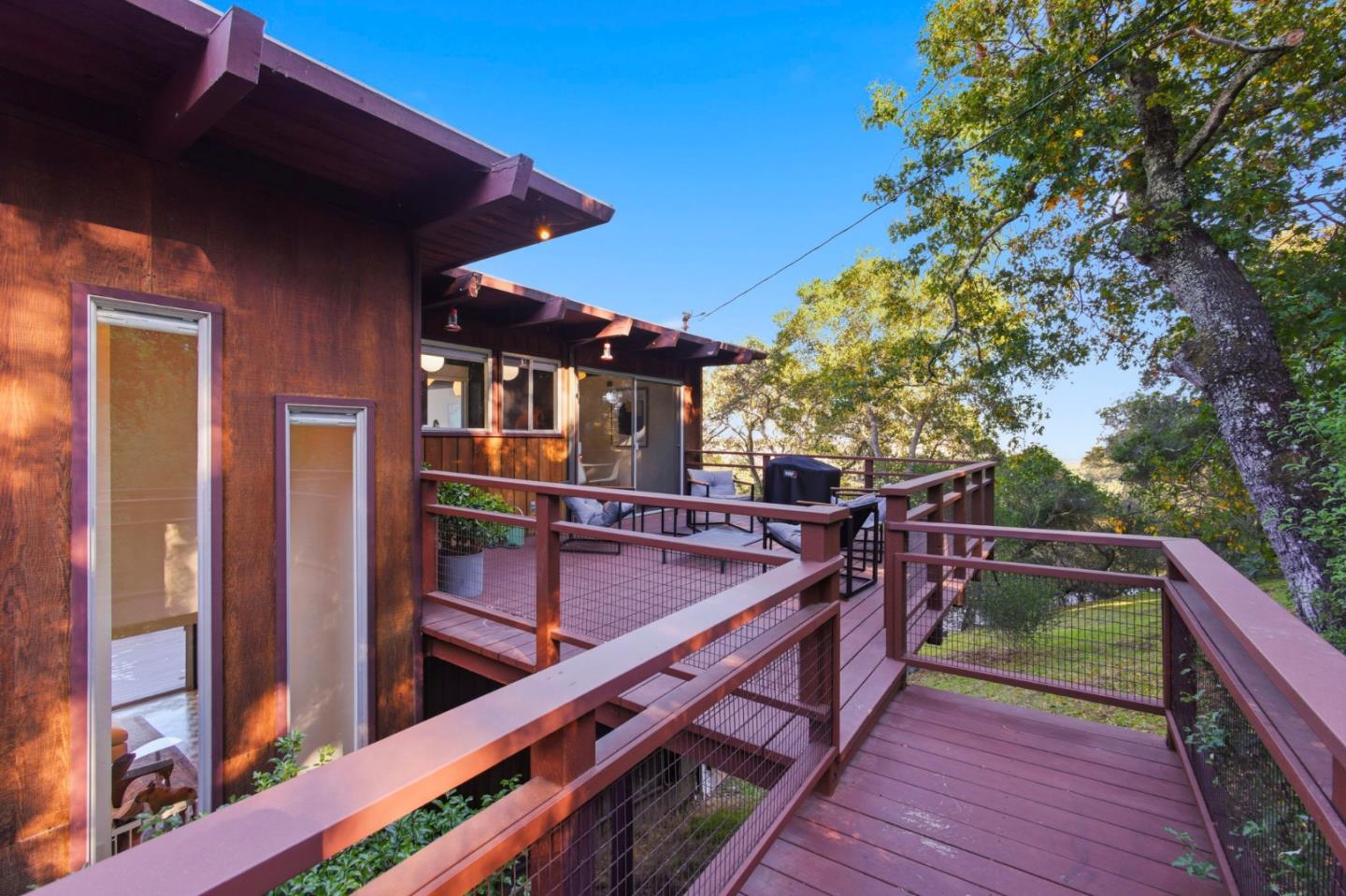 Detail Gallery Image 32 of 42 For 410 Conil Way, Portola Valley,  CA 94028 - 5 Beds | 3/1 Baths