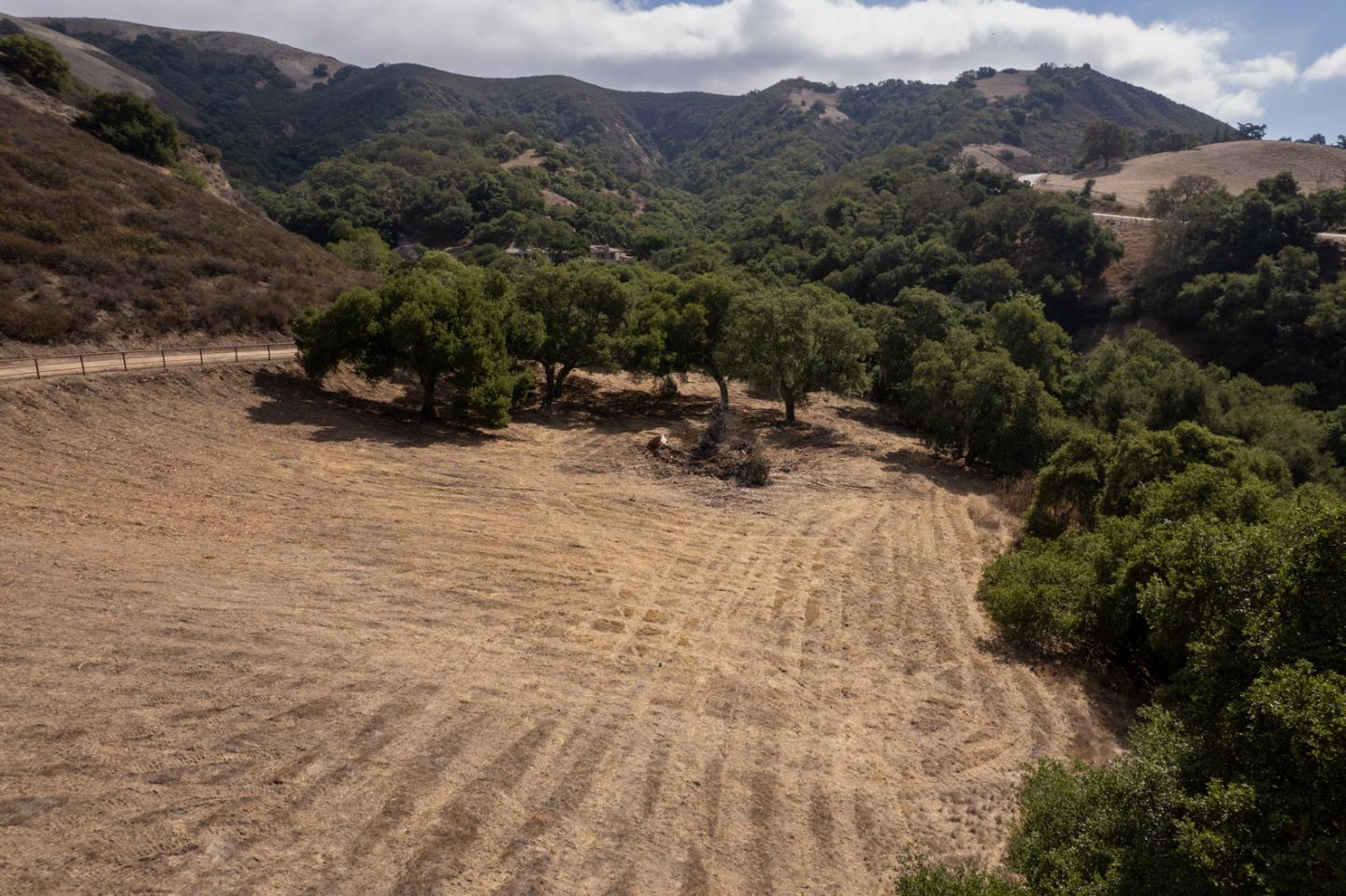 Detail Gallery Image 4 of 29 For 367 San Benancio, Salinas,  CA 93908 - – Beds | – Baths