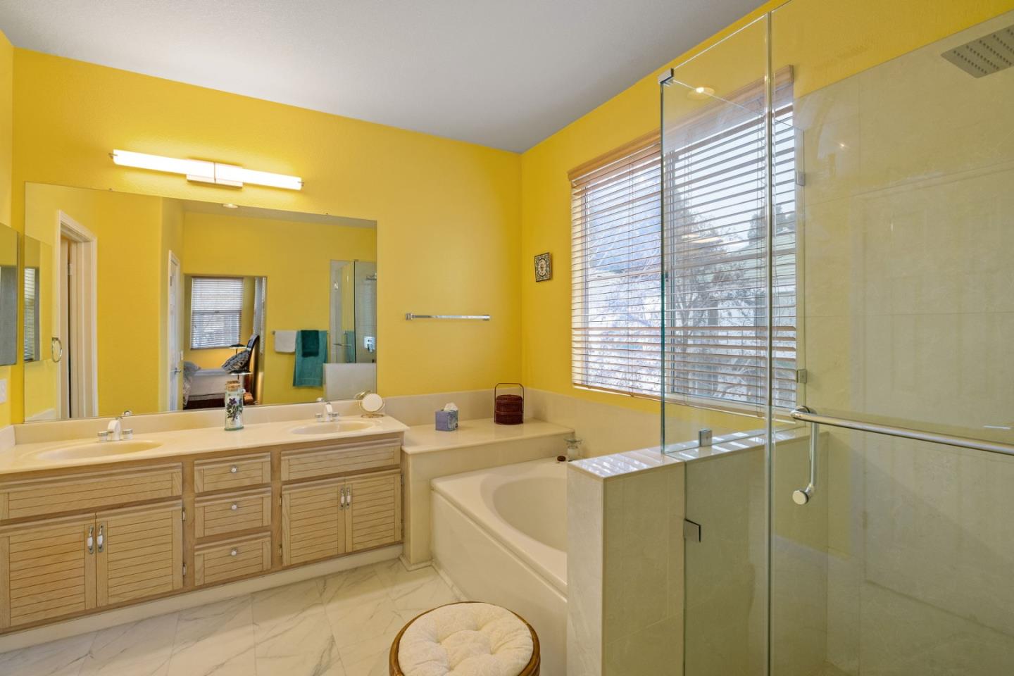 Detail Gallery Image 26 of 52 For 425 Navaro Way #108,  San Jose,  CA 95134 - 3 Beds | 2/1 Baths