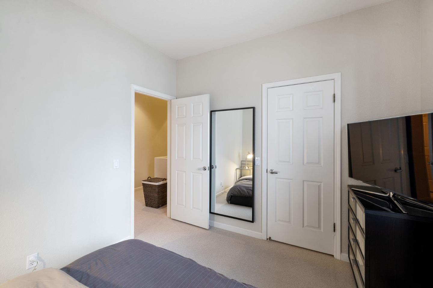 Detail Gallery Image 31 of 52 For 425 Navaro Way #108,  San Jose,  CA 95134 - 3 Beds | 2/1 Baths