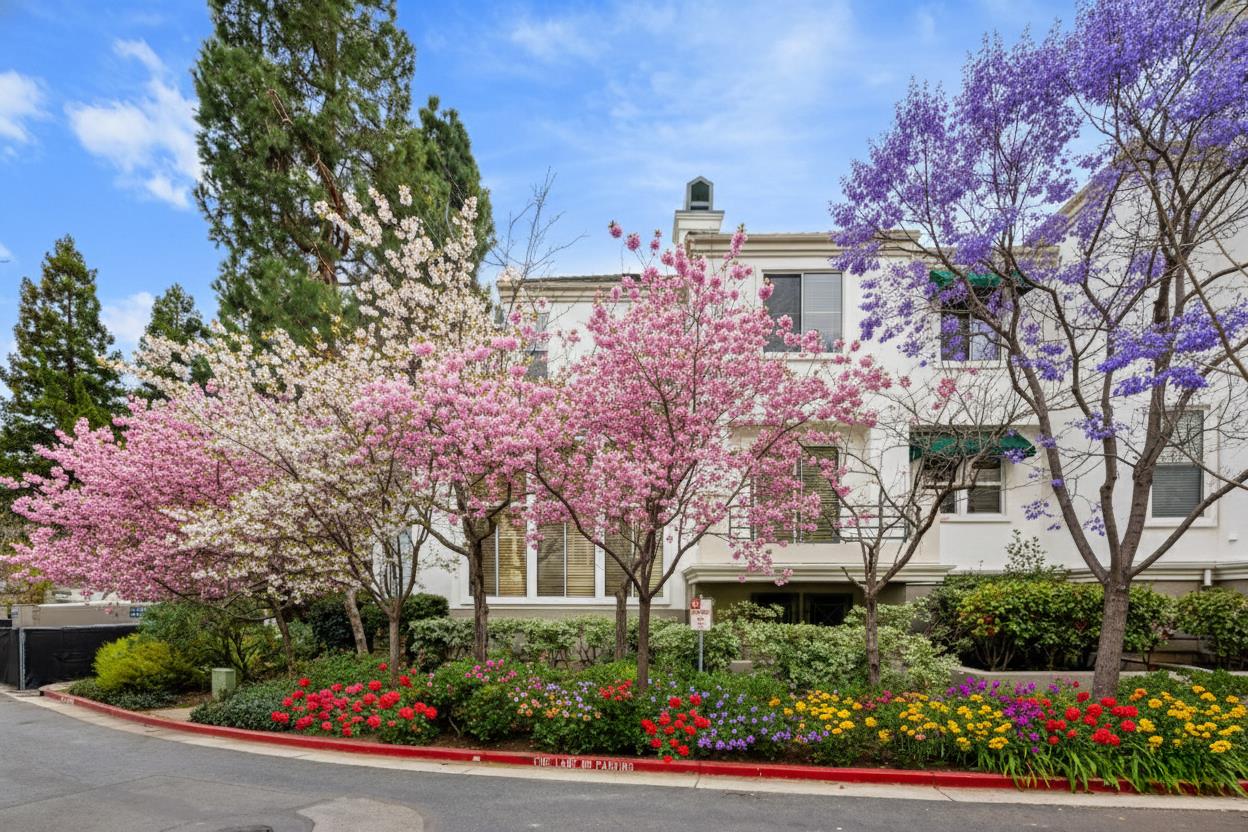 Detail Gallery Image 36 of 52 For 425 Navaro Way #108,  San Jose,  CA 95134 - 3 Beds | 2/1 Baths