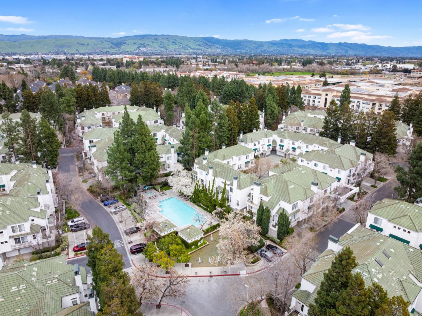 Detail Gallery Image 40 of 52 For 425 Navaro Way #108,  San Jose,  CA 95134 - 3 Beds | 2/1 Baths