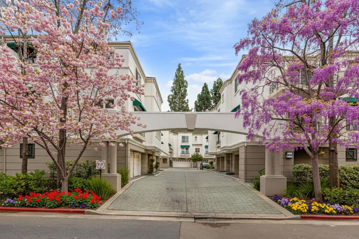 Detail Gallery Image 49 of 52 For 425 Navaro Way #108,  San Jose,  CA 95134 - 3 Beds | 2/1 Baths