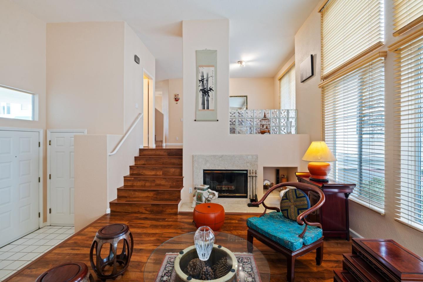 Detail Gallery Image 6 of 52 For 425 Navaro Way #108,  San Jose,  CA 95134 - 3 Beds | 2/1 Baths