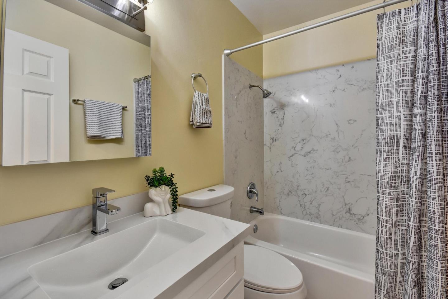 Detail Gallery Image 16 of 28 For 5683 Playa Del Rey #1,  San Jose,  CA 95123 - 2 Beds | 1 Baths