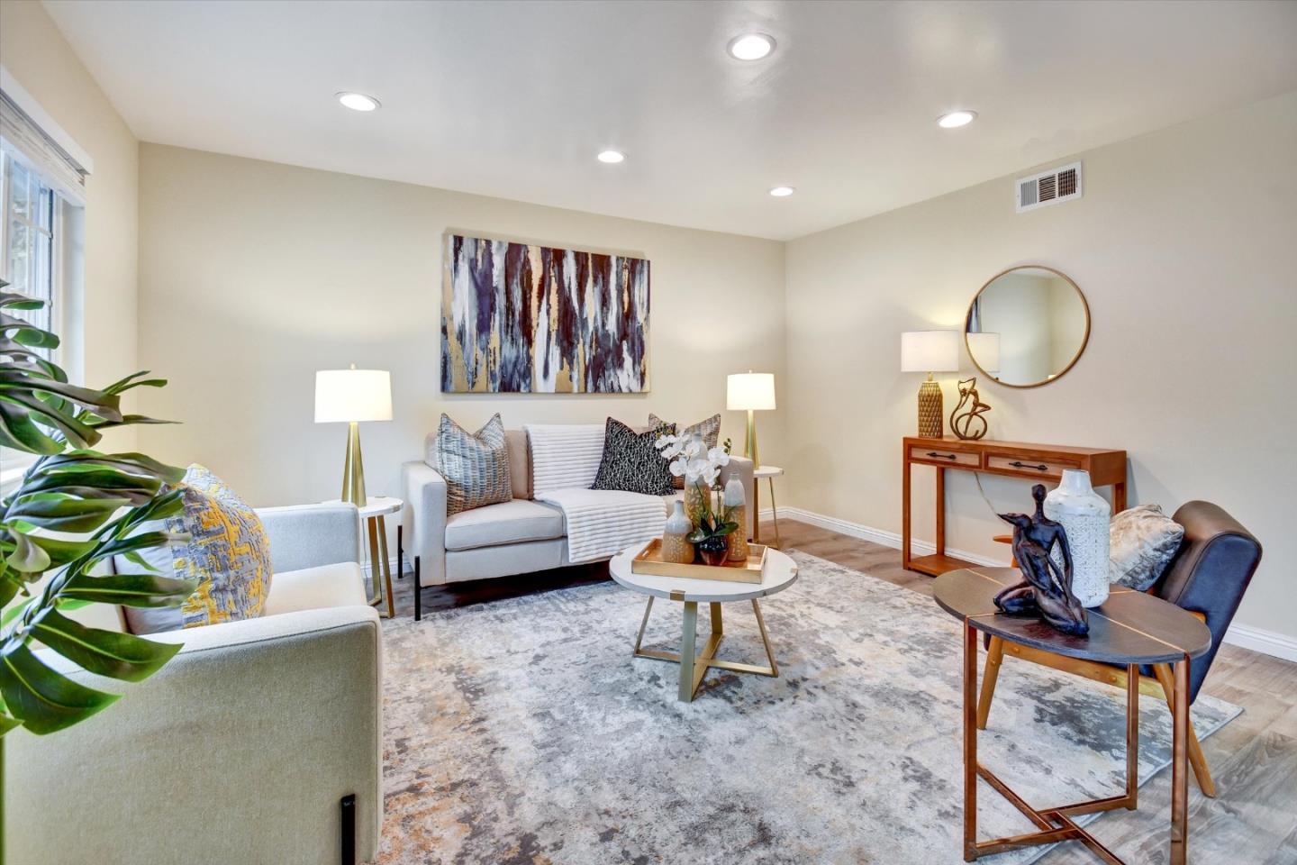 Detail Gallery Image 5 of 28 For 5683 Playa Del Rey #1,  San Jose,  CA 95123 - 2 Beds | 1 Baths