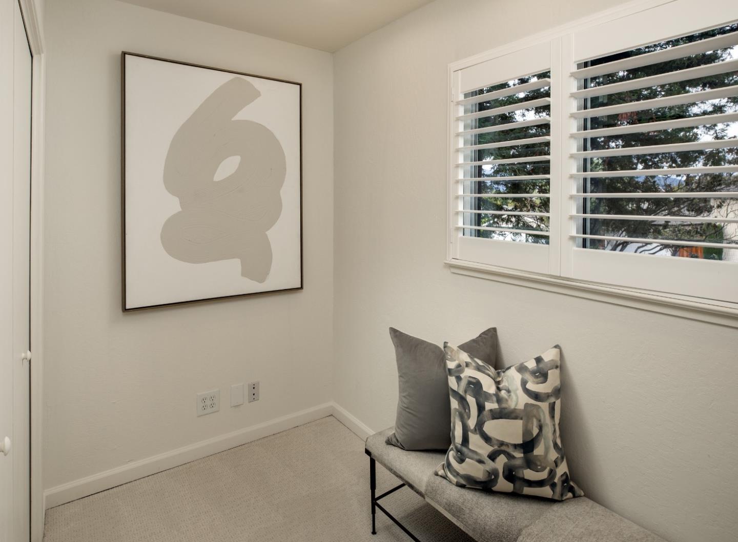 Detail Gallery Image 14 of 22 For 2721 Fairbrook Dr, Mountain View,  CA 94040 - 4 Beds | 3 Baths