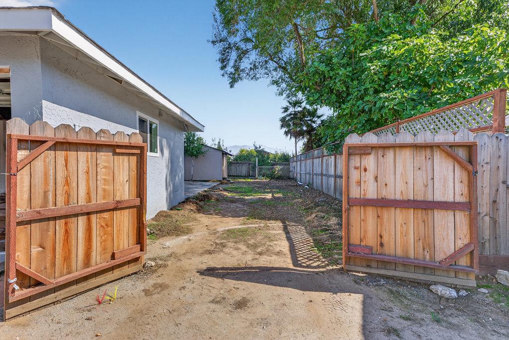 Detail Gallery Image 19 of 32 For 136 Lester Ct, Watsonville,  CA 95076 - 4 Beds | 2 Baths