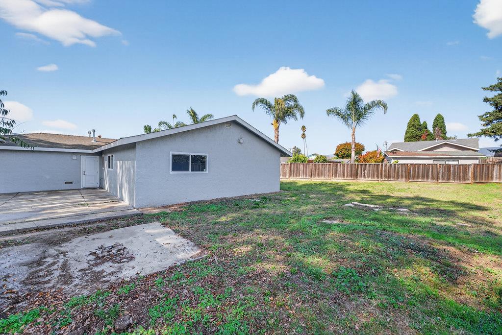 Detail Gallery Image 30 of 32 For 136 Lester Ct, Watsonville,  CA 95076 - 4 Beds | 2 Baths