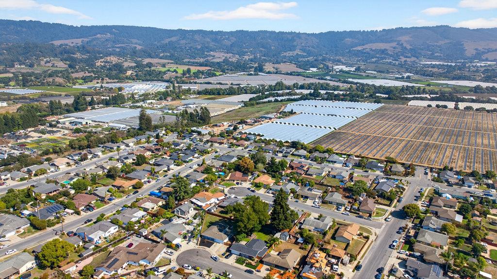 Detail Gallery Image 31 of 32 For 136 Lester Ct, Watsonville,  CA 95076 - 4 Beds | 2 Baths