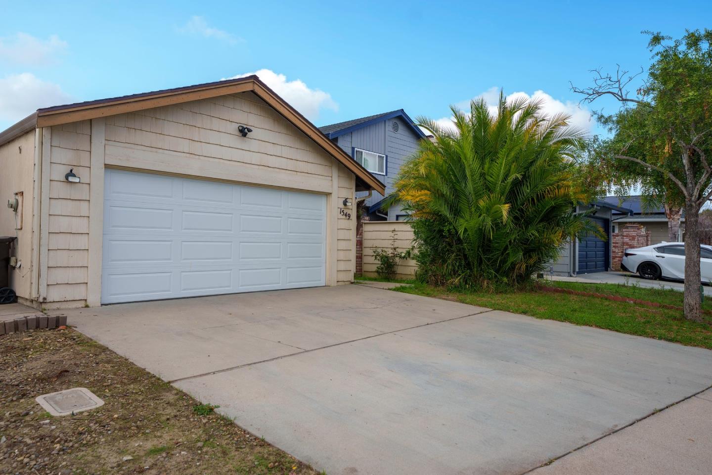 Detail Gallery Image 3 of 25 For 1549 N First St, Salinas,  CA 93906 - 2 Beds | 2 Baths