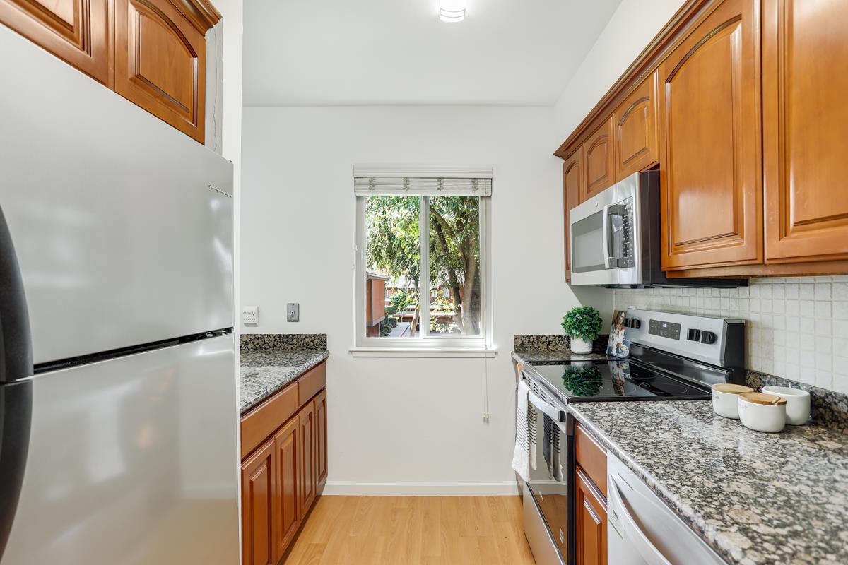 Detail Gallery Image 10 of 26 For 38623 Cherry Ln #207,  Fremont,  CA 94536 - 2 Beds | 1 Baths