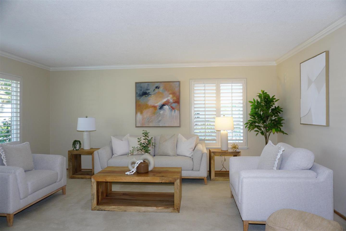 Detail Gallery Image 5 of 28 For 826 Flin Way, Sunnyvale,  CA 94087 - 4 Beds | 2 Baths