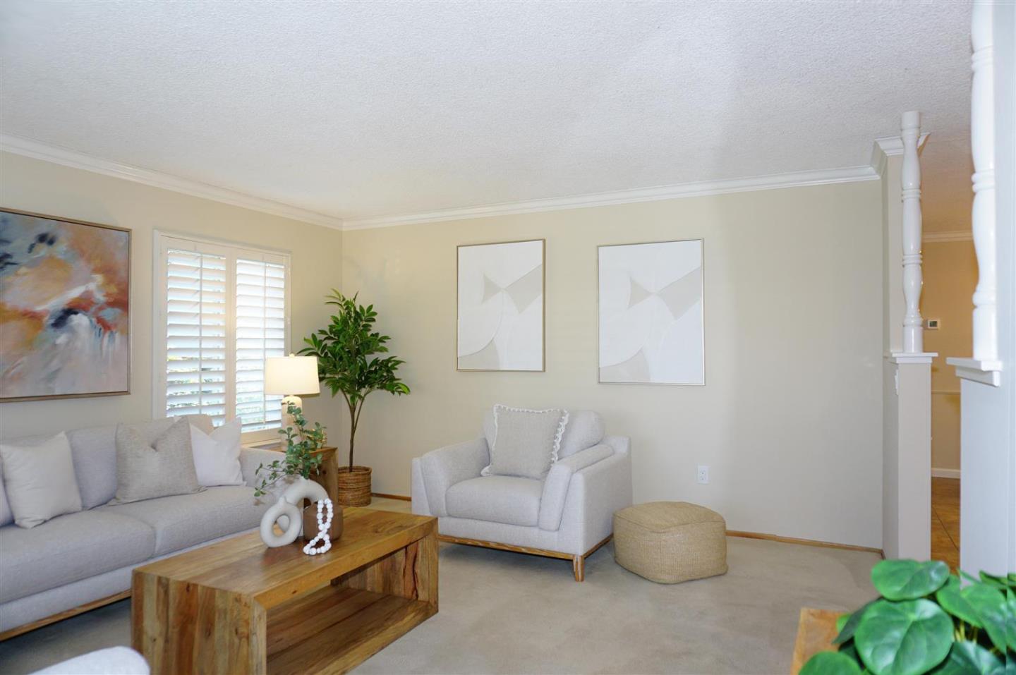 Detail Gallery Image 8 of 28 For 826 Flin Way, Sunnyvale,  CA 94087 - 4 Beds | 2 Baths