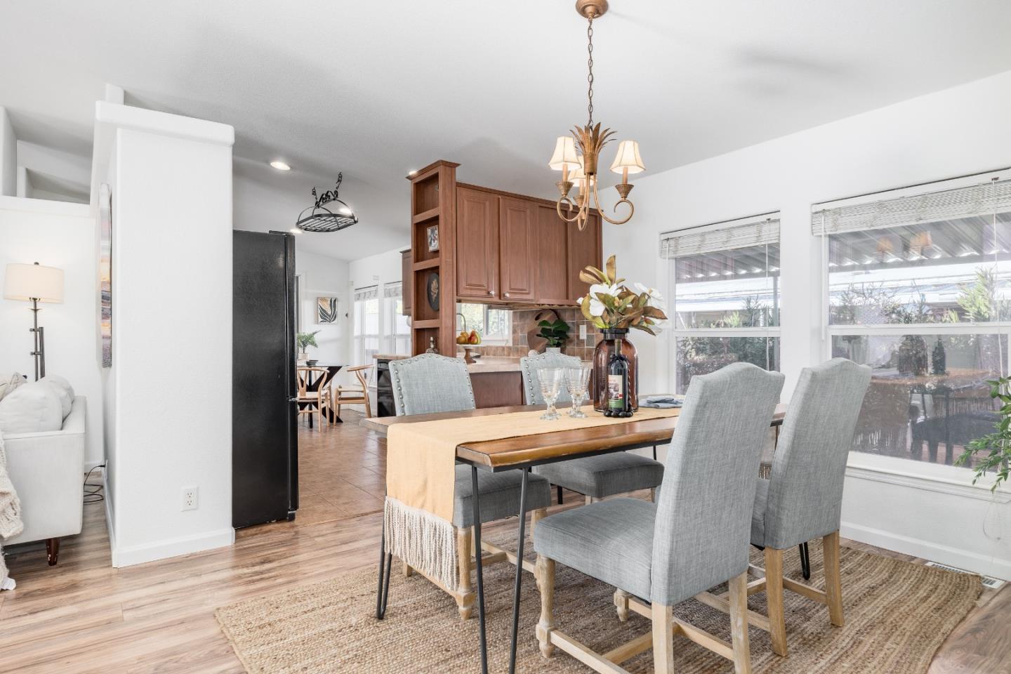 Detail Gallery Image 14 of 71 For 165 Anita Ave #165,  Aptos,  CA 95003 - 3 Beds | 2 Baths