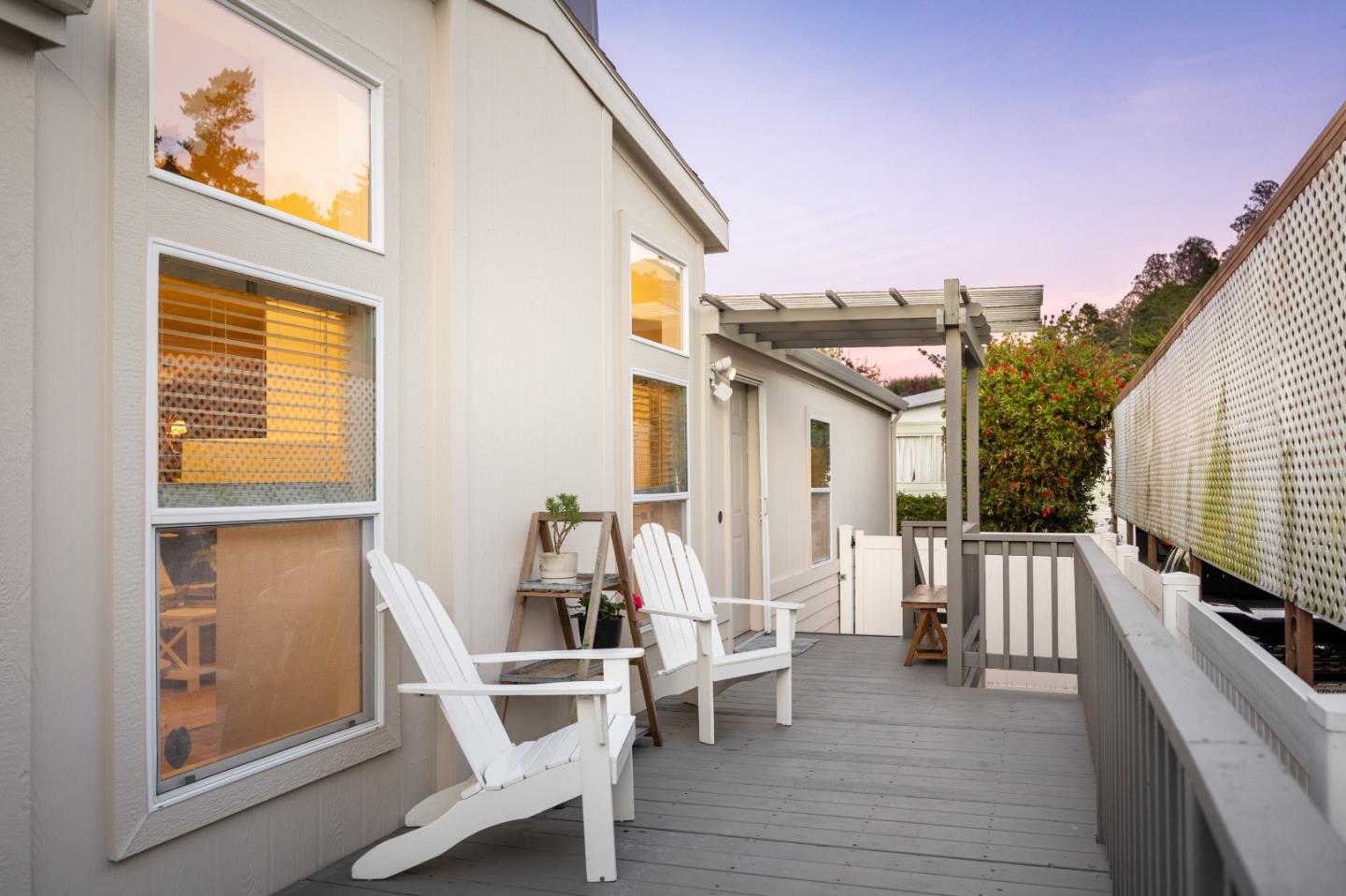 Detail Gallery Image 5 of 71 For 165 Anita Ave #165,  Aptos,  CA 95003 - 3 Beds | 2 Baths