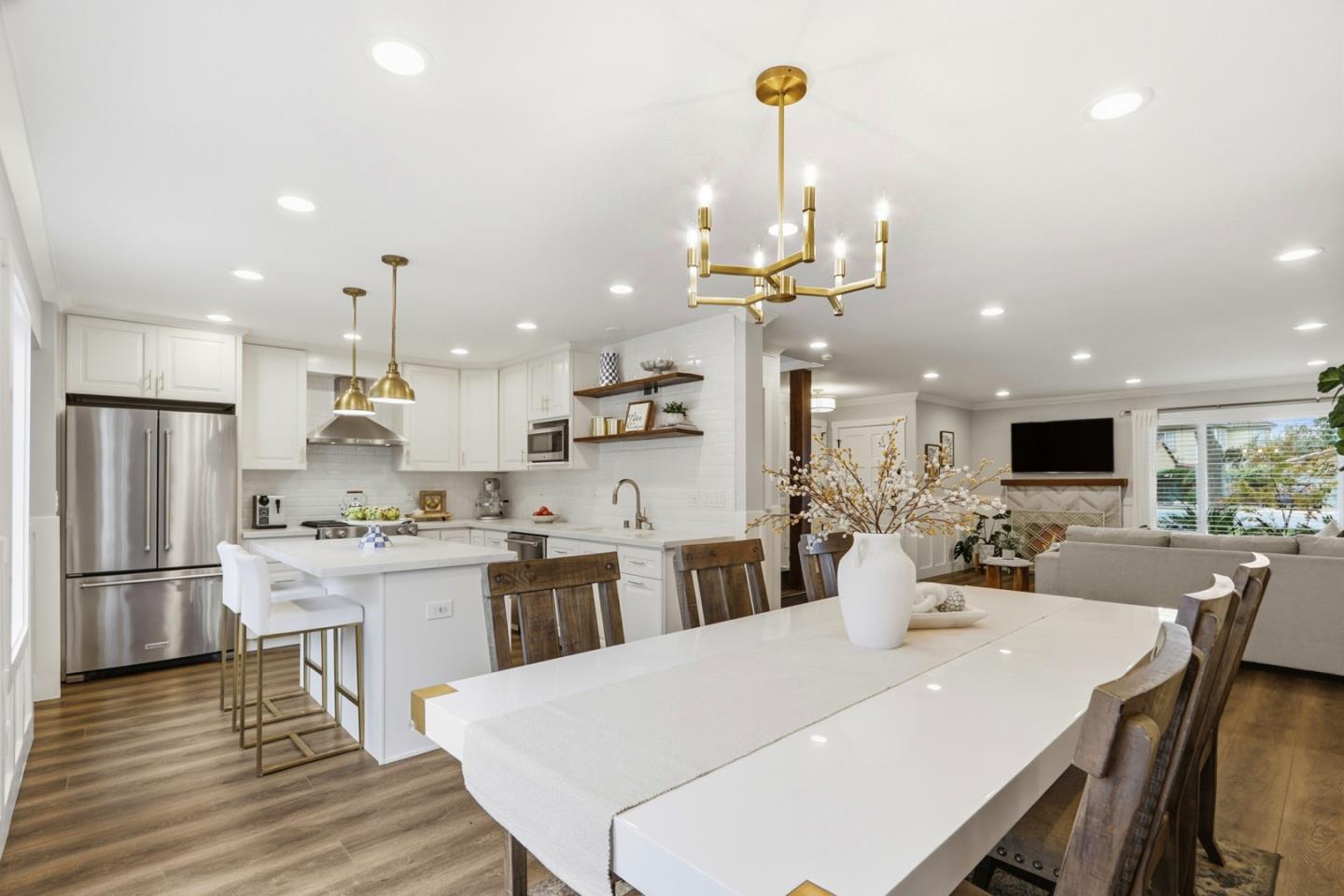 Detail Gallery Image 5 of 46 For 2324 Lincoln Ave, San Jose,  CA 95125 - 3 Beds | 2/1 Baths