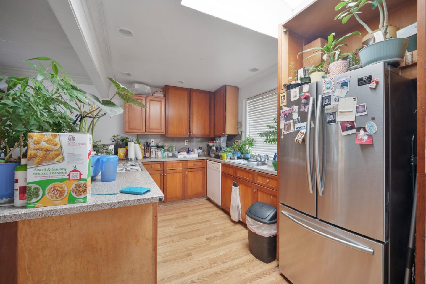 Detail Gallery Image 3 of 17 For 85 E 2nd St, Morgan Hill,  CA 95037 - 2 Beds | 1 Baths