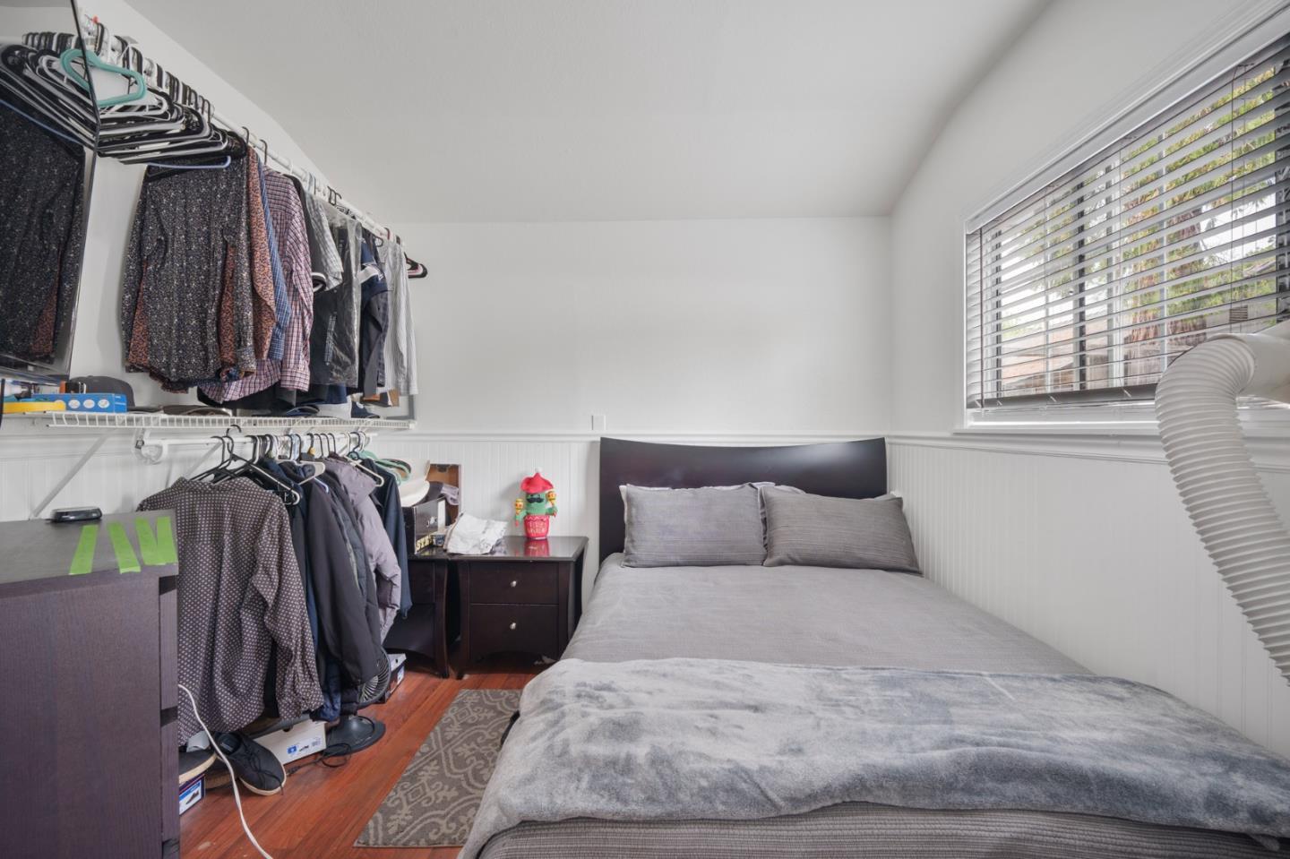 Detail Gallery Image 5 of 17 For 85 E 2nd St, Morgan Hill,  CA 95037 - 2 Beds | 1 Baths