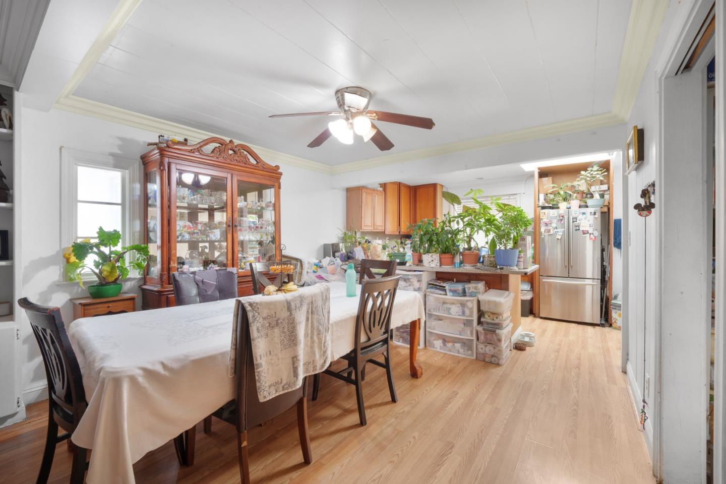 Detail Gallery Image 7 of 17 For 85 E 2nd St, Morgan Hill,  CA 95037 - 2 Beds | 1 Baths