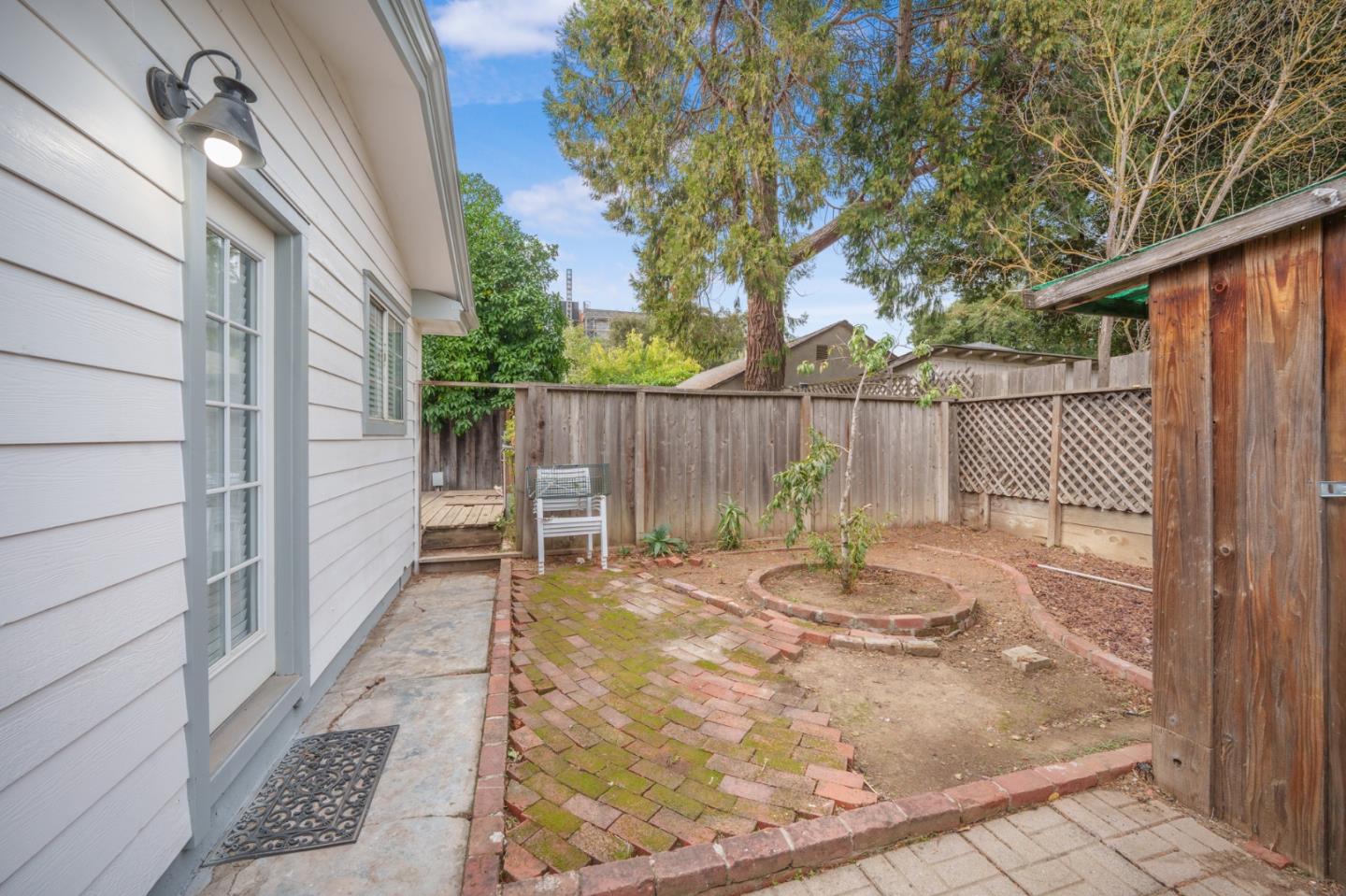 Detail Gallery Image 9 of 17 For 85 E 2nd St, Morgan Hill,  CA 95037 - 2 Beds | 1 Baths