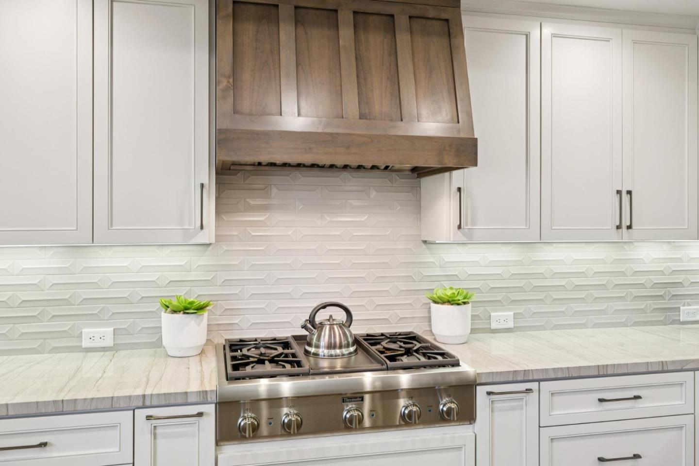 Detail Gallery Image 10 of 47 For 3771 Justine Dr, San Jose,  CA 95124 - 3 Beds | 2 Baths