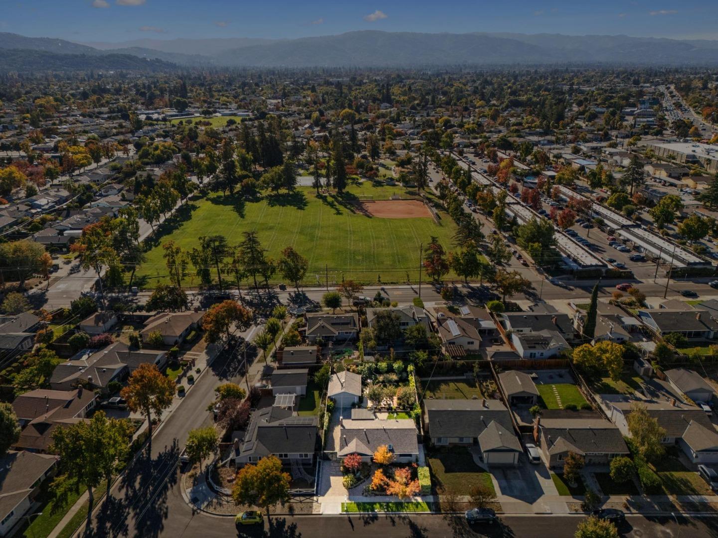 Detail Gallery Image 43 of 47 For 3771 Justine Dr, San Jose,  CA 95124 - 3 Beds | 2 Baths