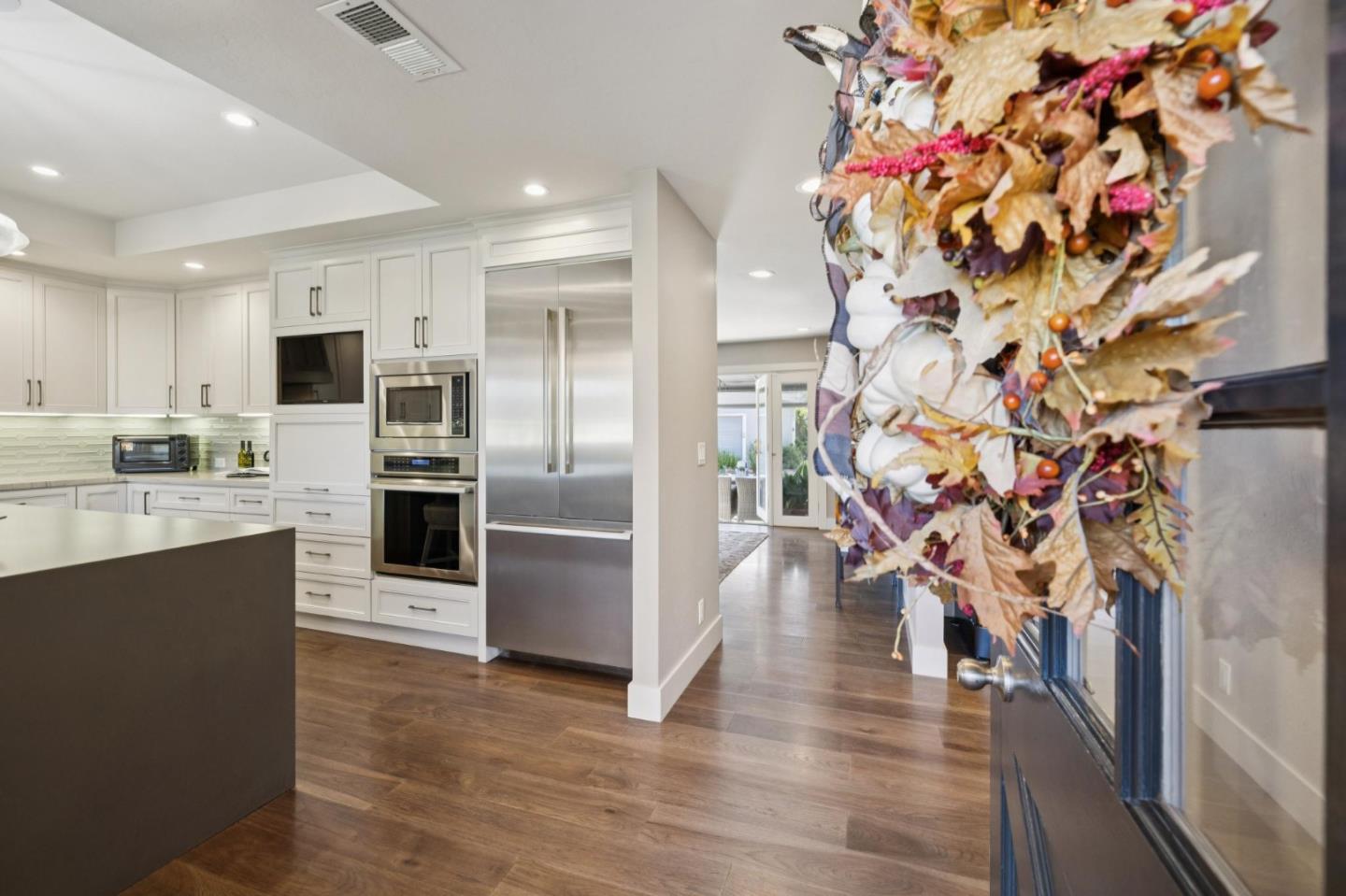 Detail Gallery Image 5 of 47 For 3771 Justine Dr, San Jose,  CA 95124 - 3 Beds | 2 Baths