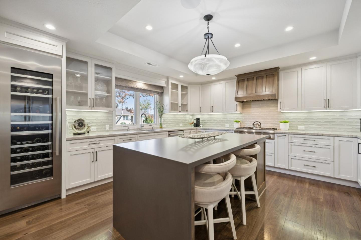 Detail Gallery Image 9 of 47 For 3771 Justine Dr, San Jose,  CA 95124 - 3 Beds | 2 Baths