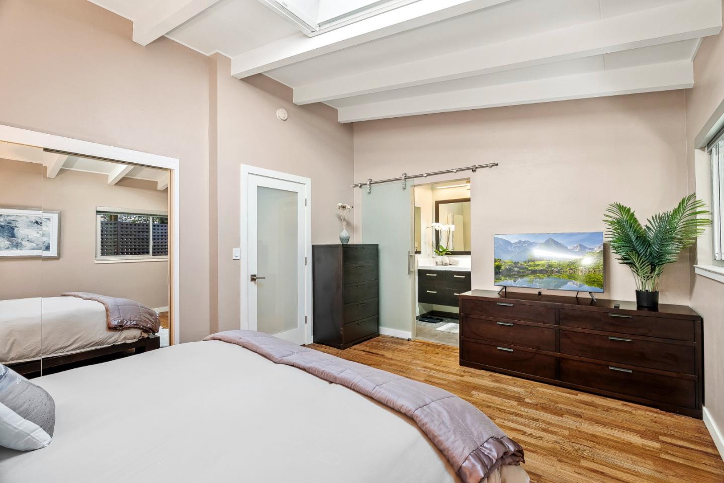 Detail Gallery Image 21 of 39 For 1145 Harrison St, Monterey,  CA 93940 - 3 Beds | 2 Baths