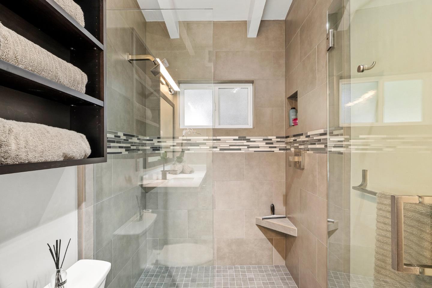 Detail Gallery Image 23 of 39 For 1145 Harrison St, Monterey,  CA 93940 - 3 Beds | 2 Baths