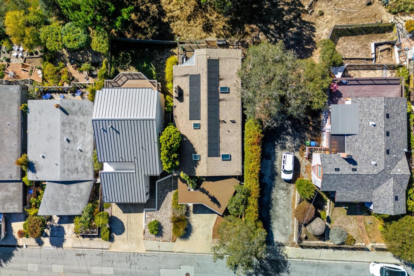 Detail Gallery Image 34 of 39 For 1145 Harrison St, Monterey,  CA 93940 - 3 Beds | 2 Baths